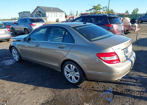 2011 Mercedes-Benz C 300 Luxury 4Matic from USA, damaged, VIN WDDGF8BBXBR142094